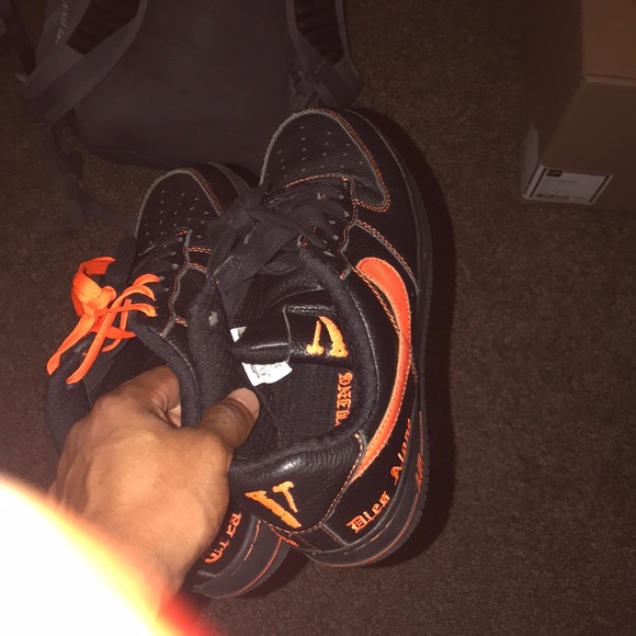 vlone air